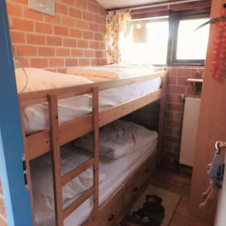 Vakantiehuis With 3 Bedrooms *
