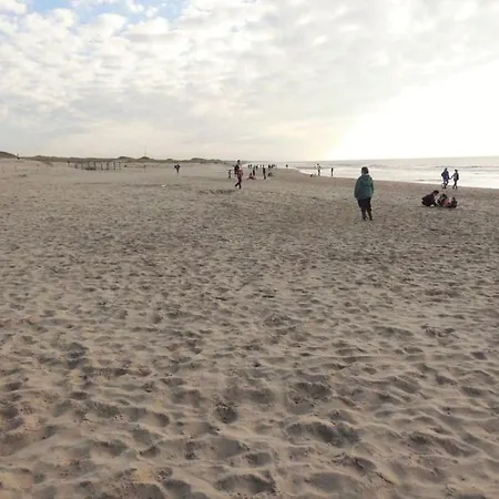 Vakantiehuis With 3 Bedrooms Warmenhuizen